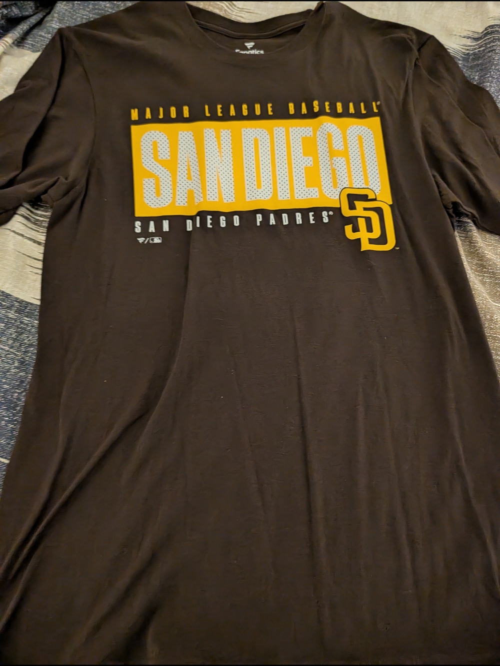 Fanatics San Diego Padres Black and Yellow Graphic Tee
